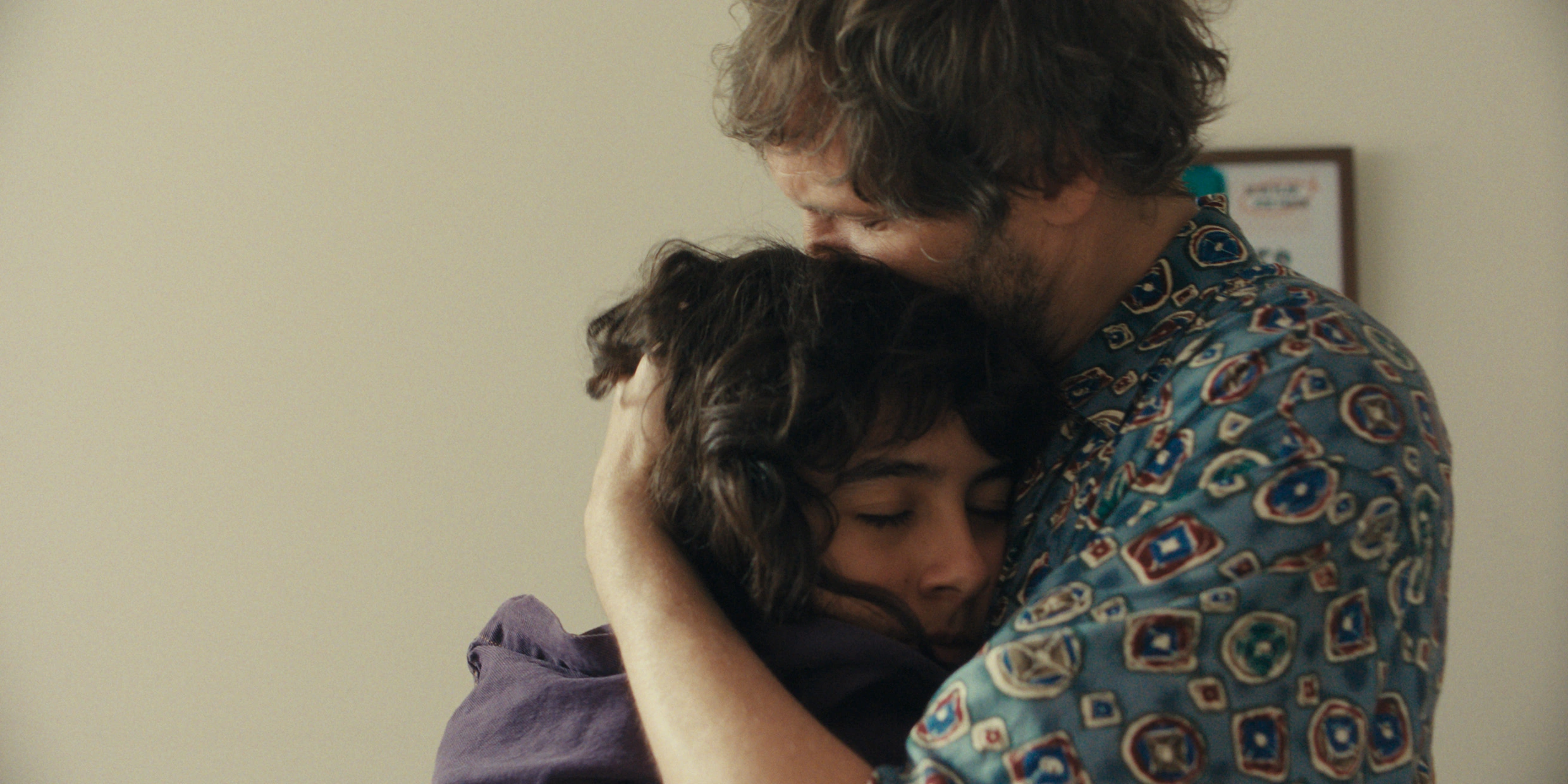 Julián Villagrán interpreta al padre de Carmela.